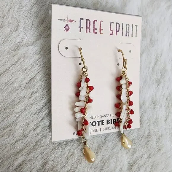 NEW Peyote Bird Free Spirit Gold Chain Red Spiral Earrings with Shell Accents - Picture 2 of 8